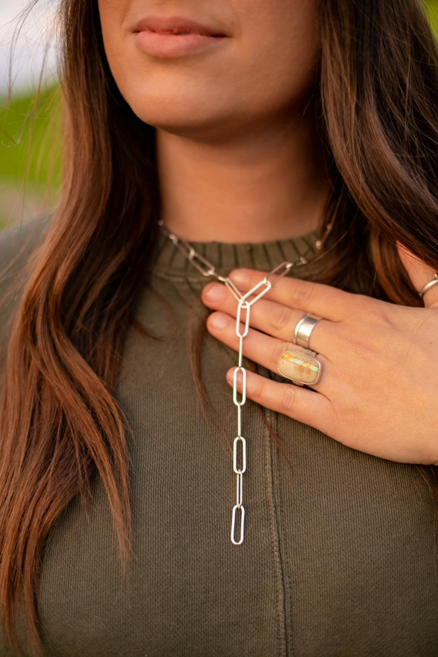 The Lariat necklace