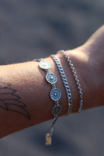 Load image into Gallery viewer, Sundrop bracelet
