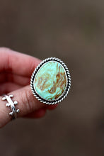 Load image into Gallery viewer, Turquoise ring size 6.5
