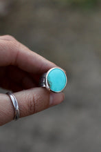 Load image into Gallery viewer, Turquoise ring - size 5.75
